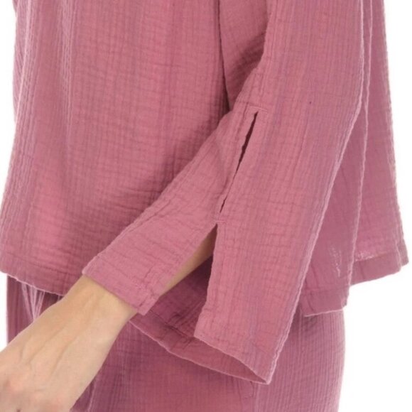Calme by Johnny Was Liya Split Neck Mauve 100% Organic Cotton Top Size XS NWT - Picture 5 of 9